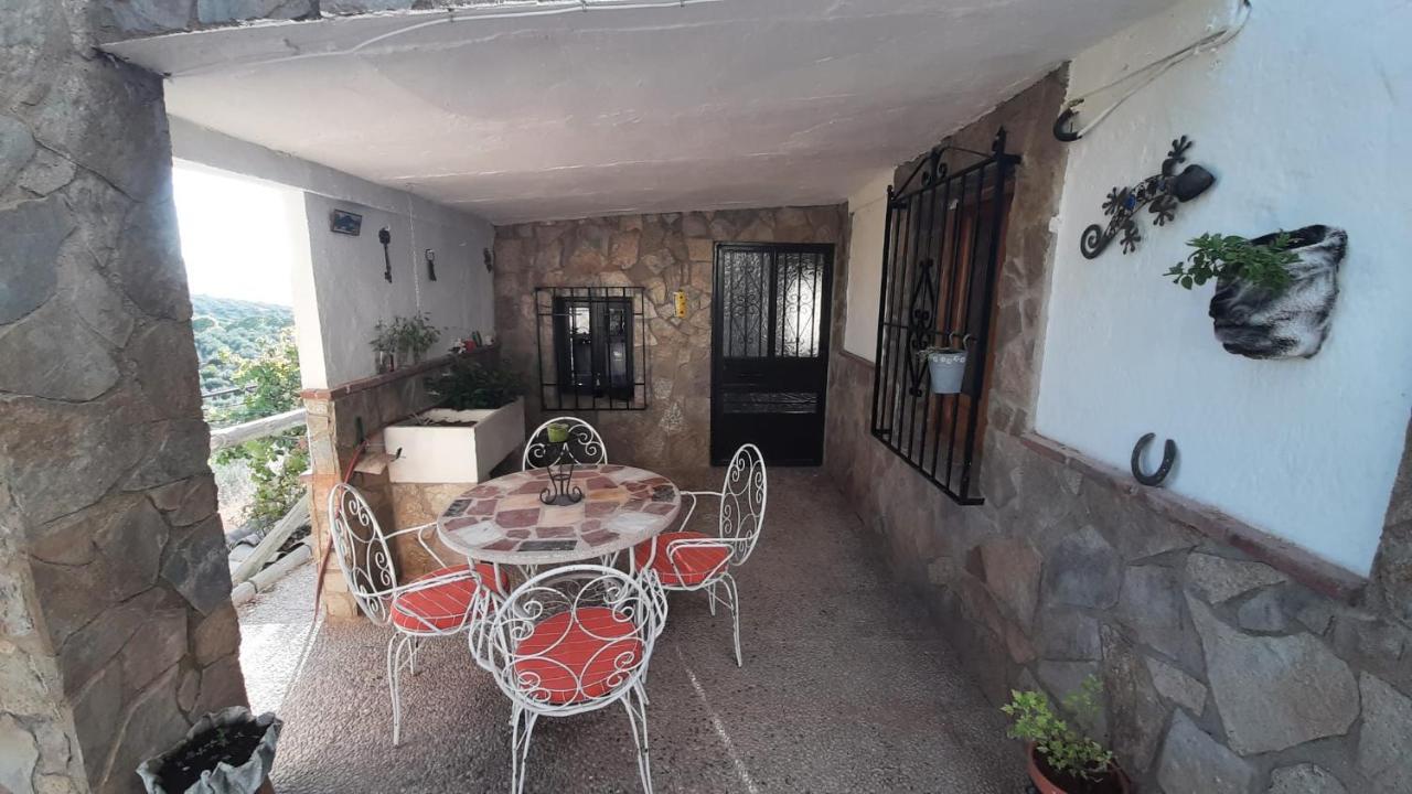 Cortijo El Cerro Apartamento Alcaudete Exterior foto
